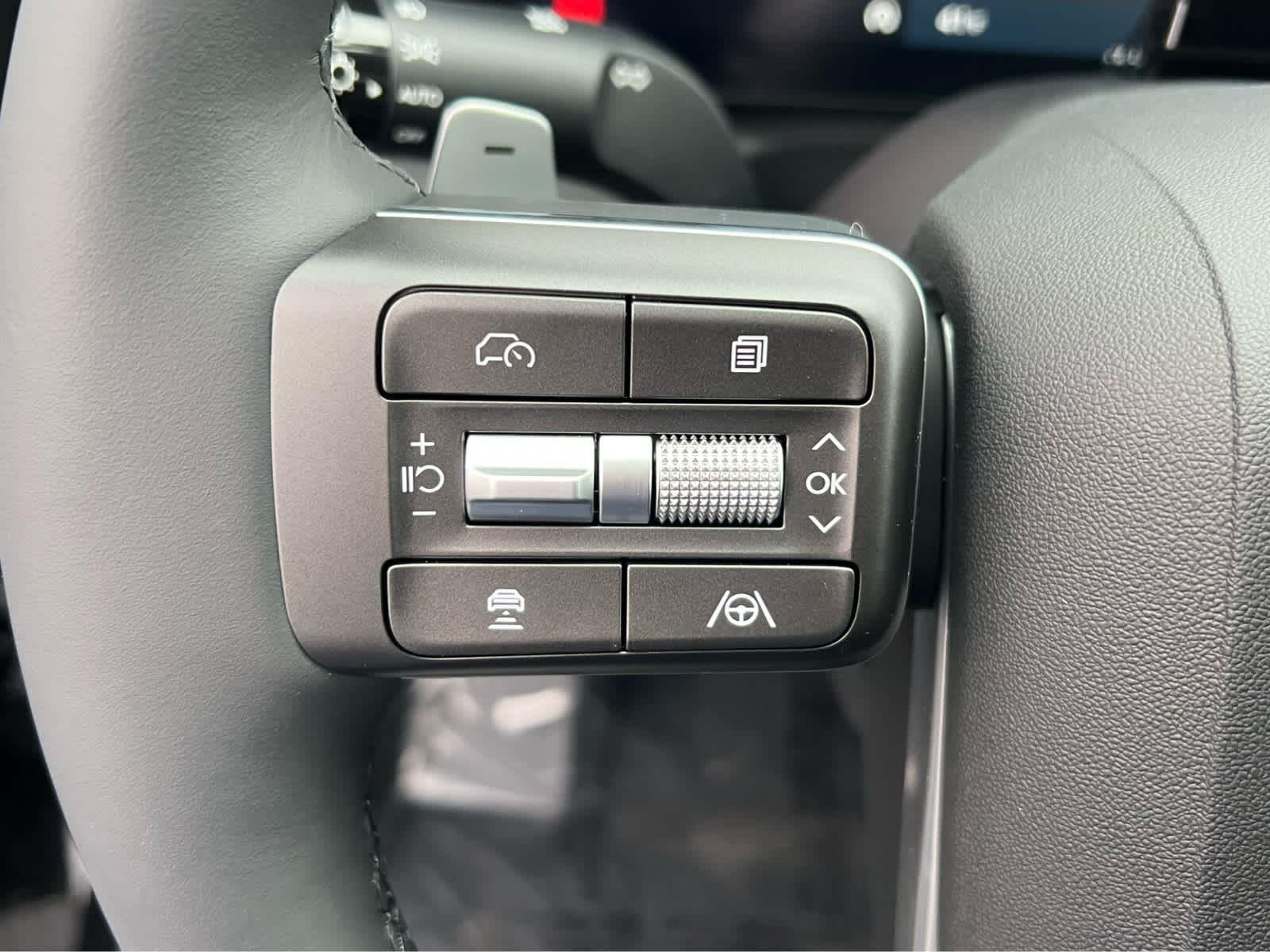 New 2026 Abyss Black Pearl Hyundai SEL AWD image 31