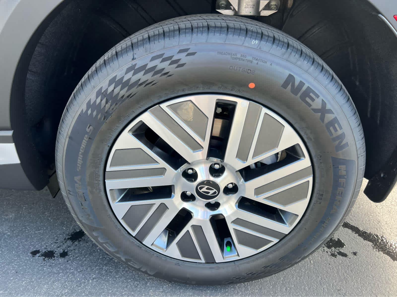 New 2026 Abyss Black Pearl Hyundai SEL Premium 8P image 14