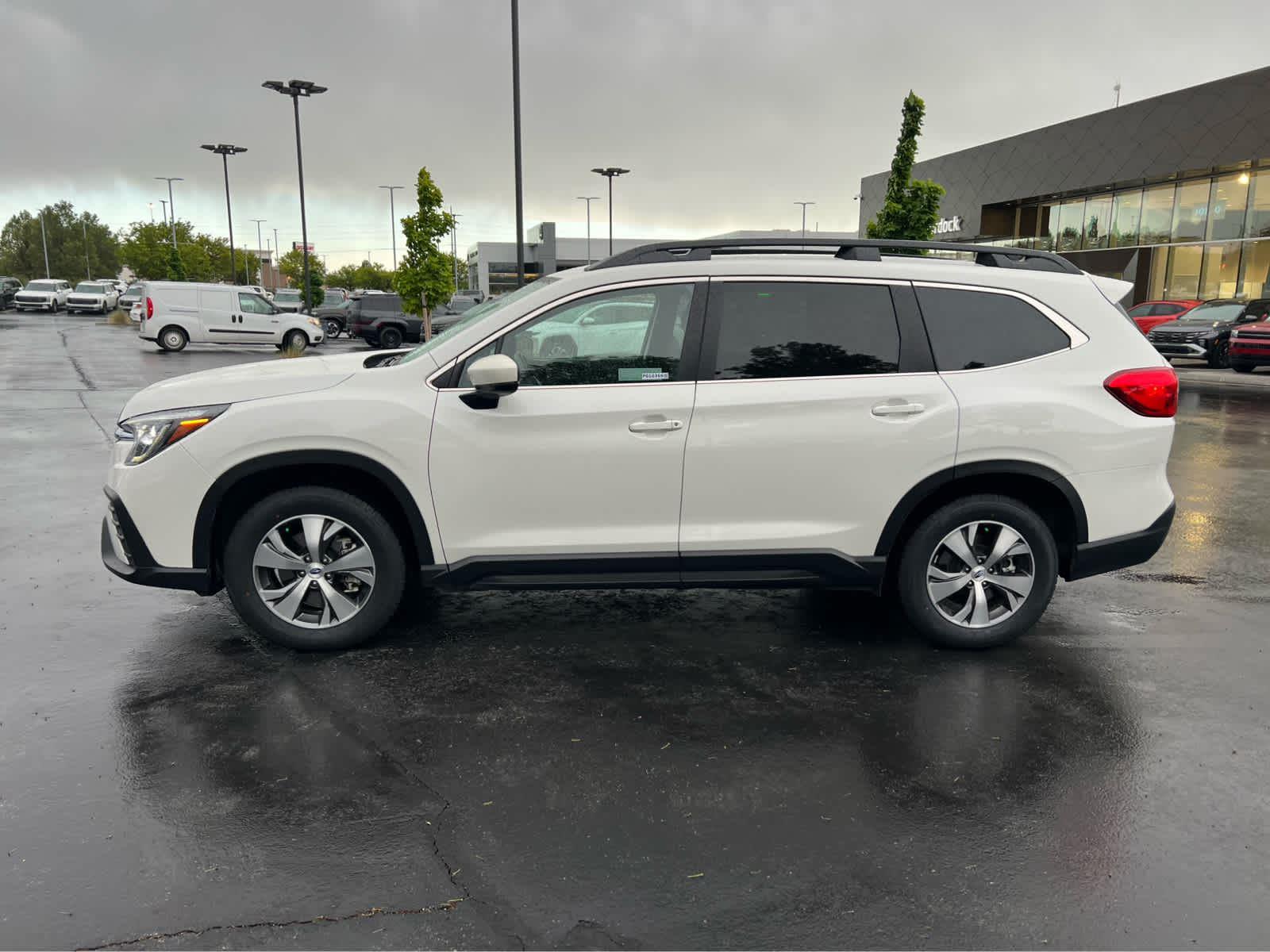 2025 Subaru Ascent Premium - Photo 12