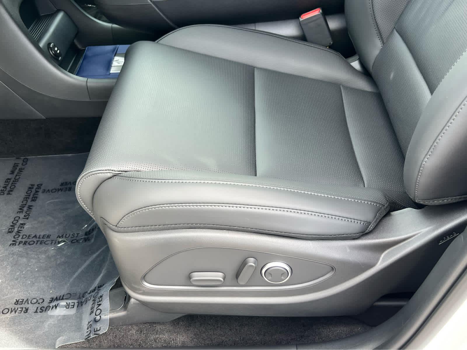 New 2026 Creamy White Pearl Hyundai SEL 8P image 29