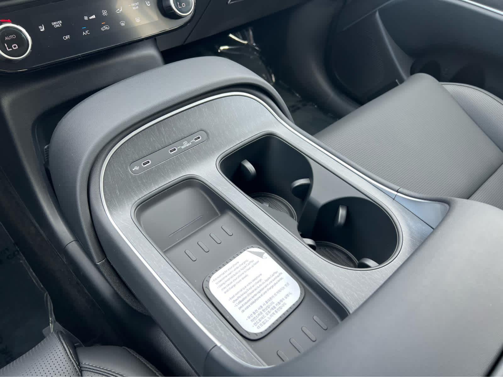 New 2026 Creamy White Pearl Hyundai SEL 8P image 38