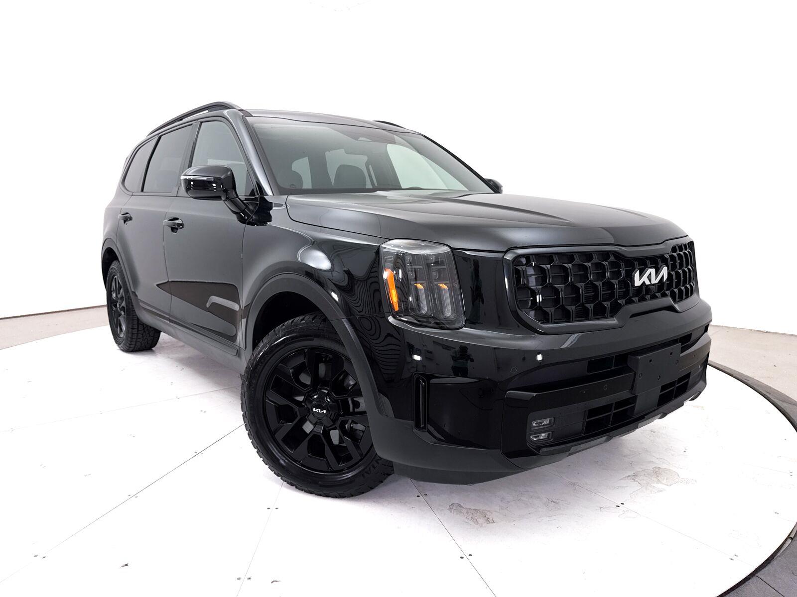 Ebony Black 2024 Kia Telluride SUV / Crossover All-Wheel Drive