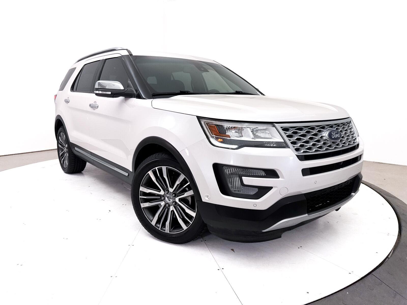 White Platinum Metallic Tri-Coat 2017 Ford Explorer SUV / Crossover All-Wheel Drive 6-Speed Automatic