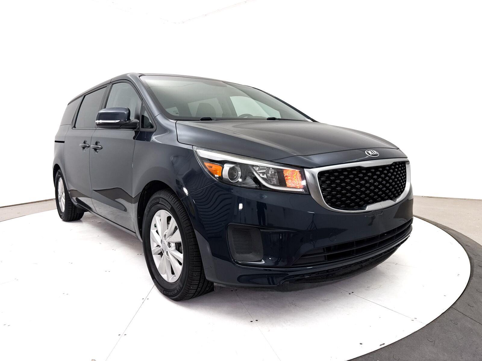2017 Kia Sedona LX