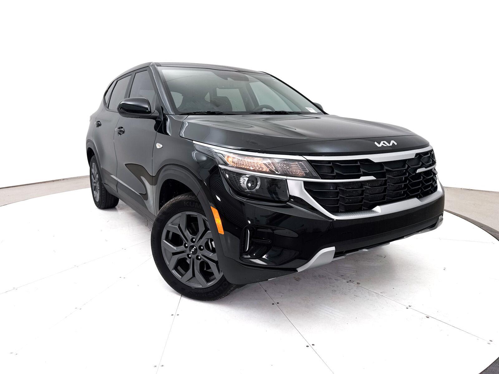 2025 Kia Seltos LX AWD