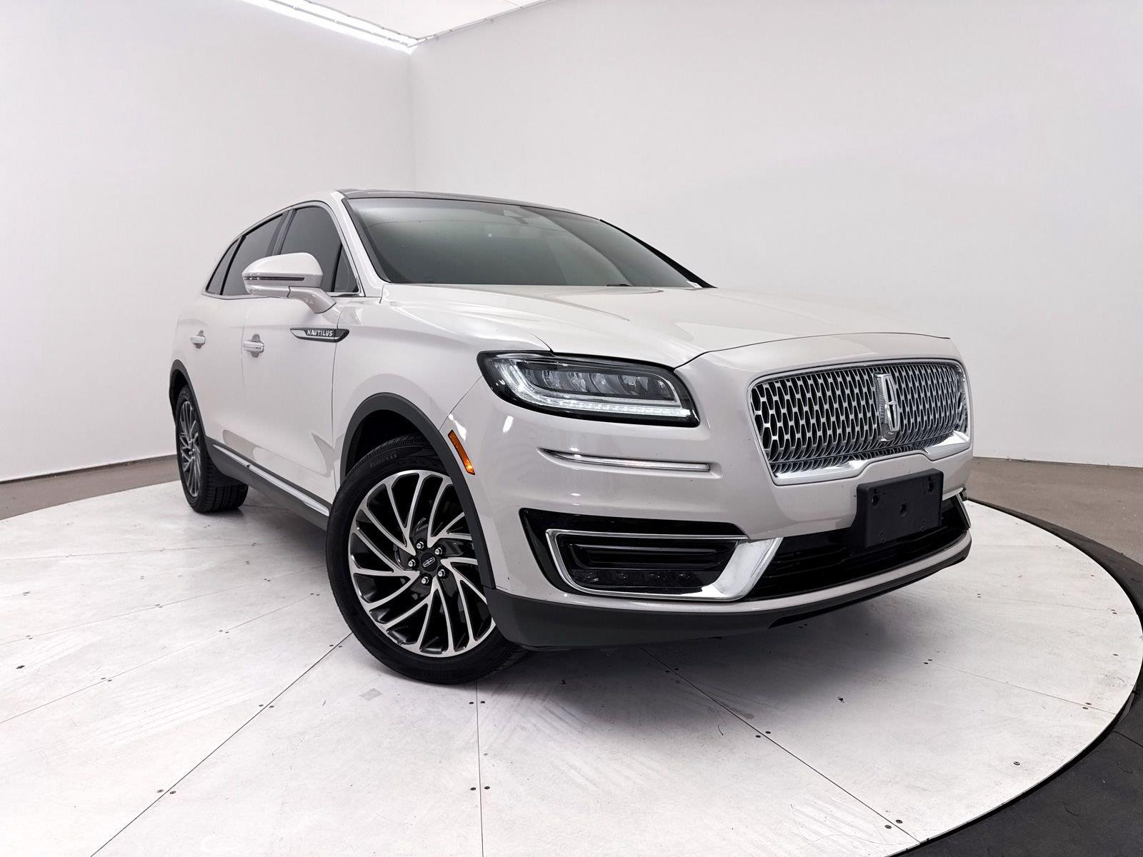 Ceramic Pearl Metallic Tri-Coat 2019 Lincoln Nautilus SUV / Crossover Front-Wheel Drive 8-Speed Automatic