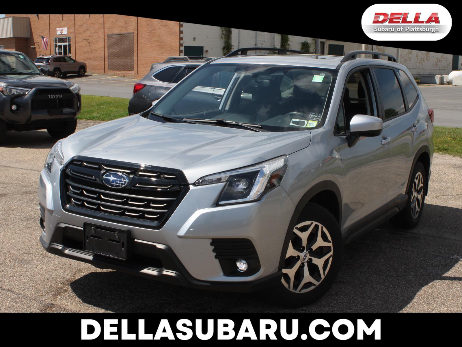 2024 Subaru Forester Premium Crossover AWD