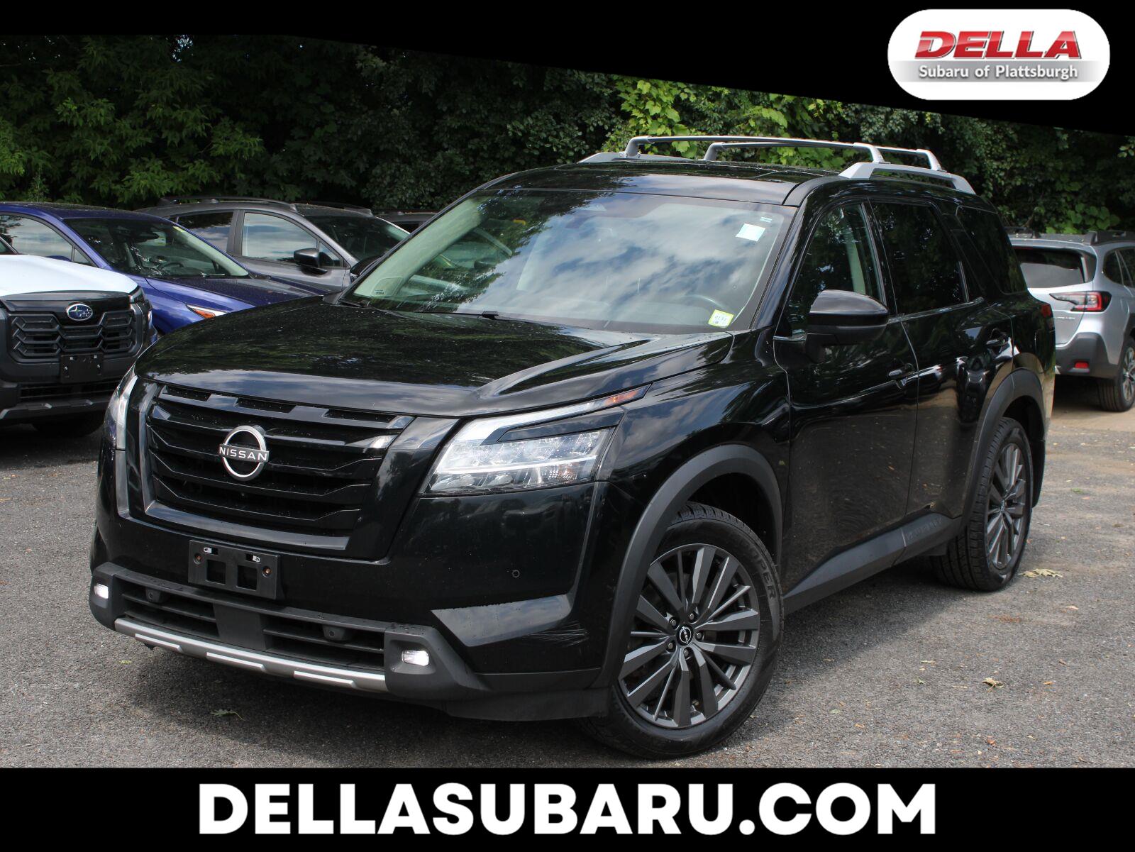 Super Black 2022 Nissan Pathfinder SUV / Crossover All-Wheel Drive Automatic