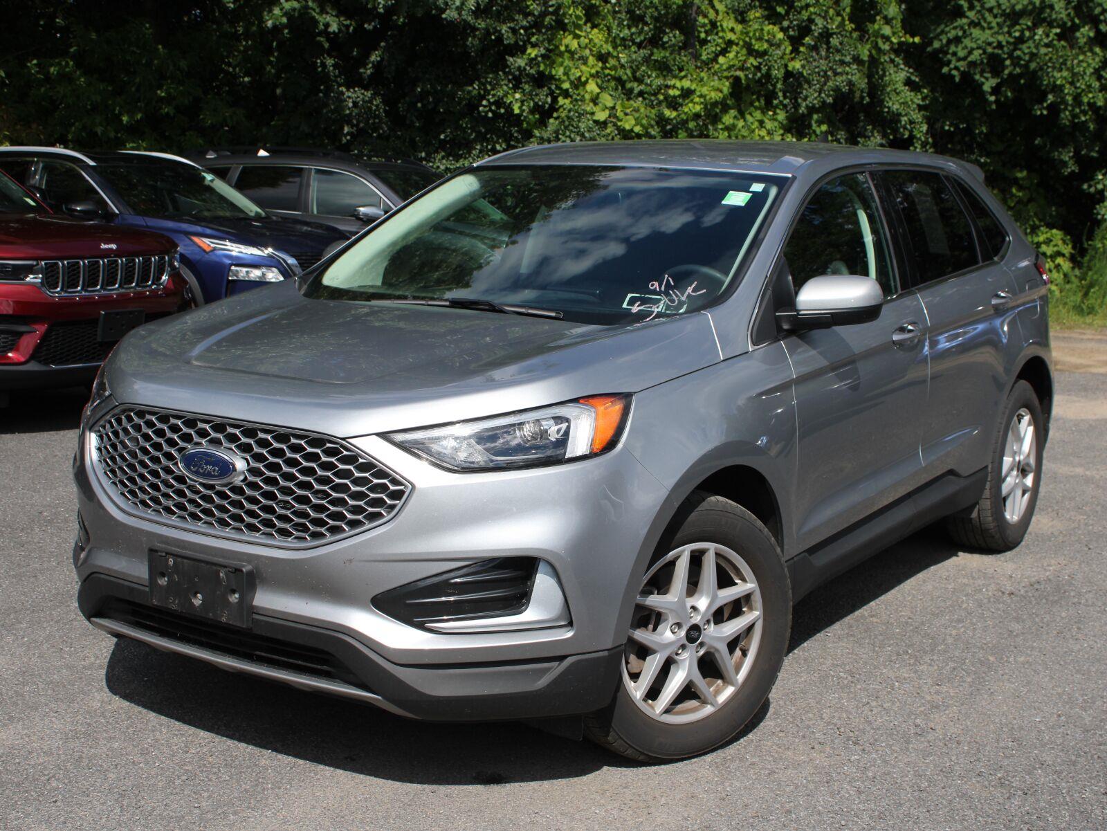 Iconic Silver Metallic 2024 Ford Edge SUV / Crossover All-Wheel Drive 8-Speed Automatic