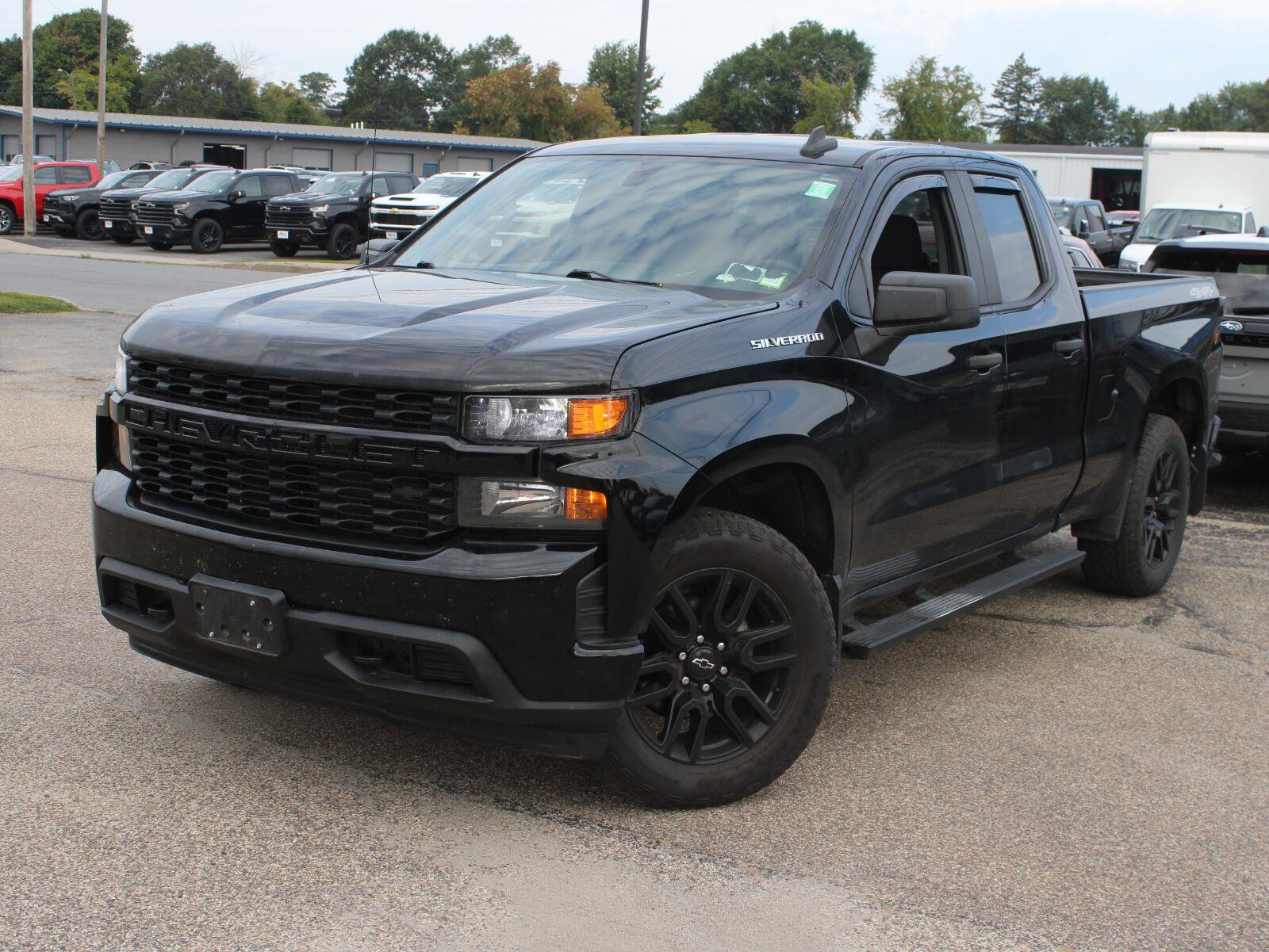 Black 2021 Chevrolet Silverado 1500 Pickup Truck Four-Wheel Drive 6-Speed Automatic