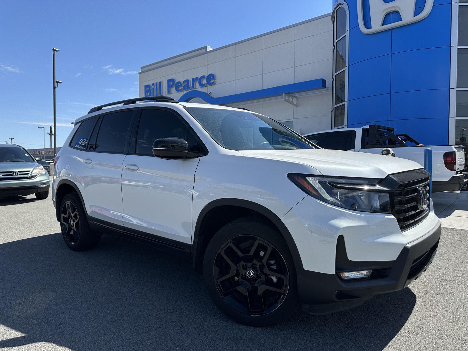 2024 Honda Passport 3.5 Black Edition 4WD Auto's photo