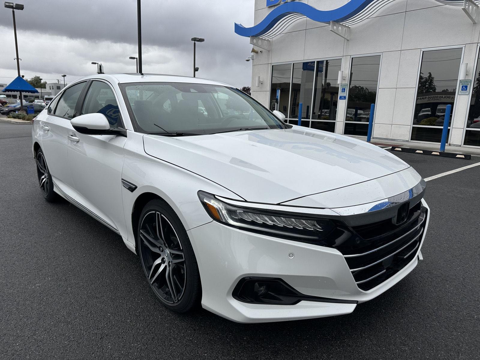 2022 Honda Accord 2.0T Touring Auto's photo