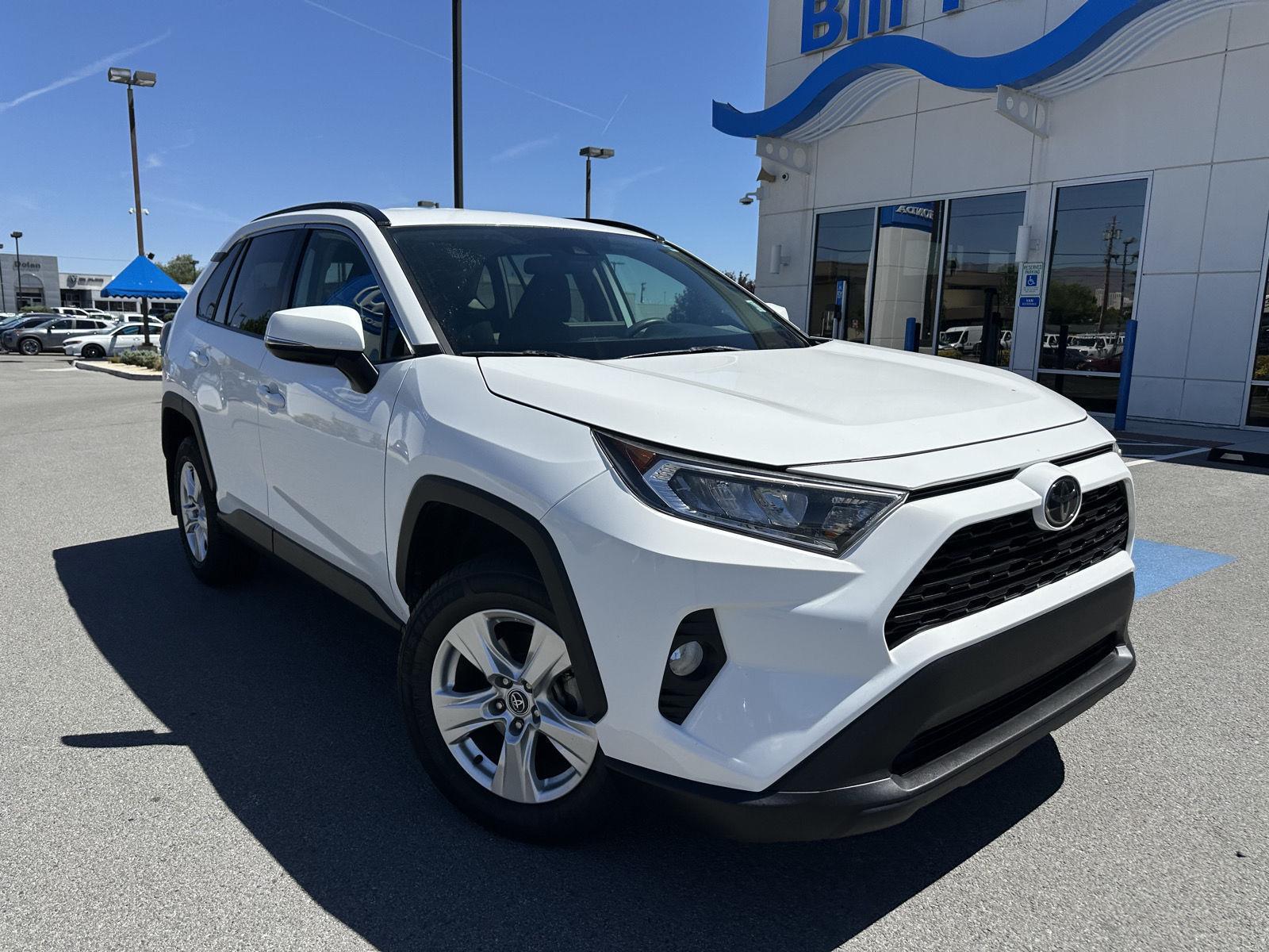 2021 Toyota RAV4 XLE AWD's photo