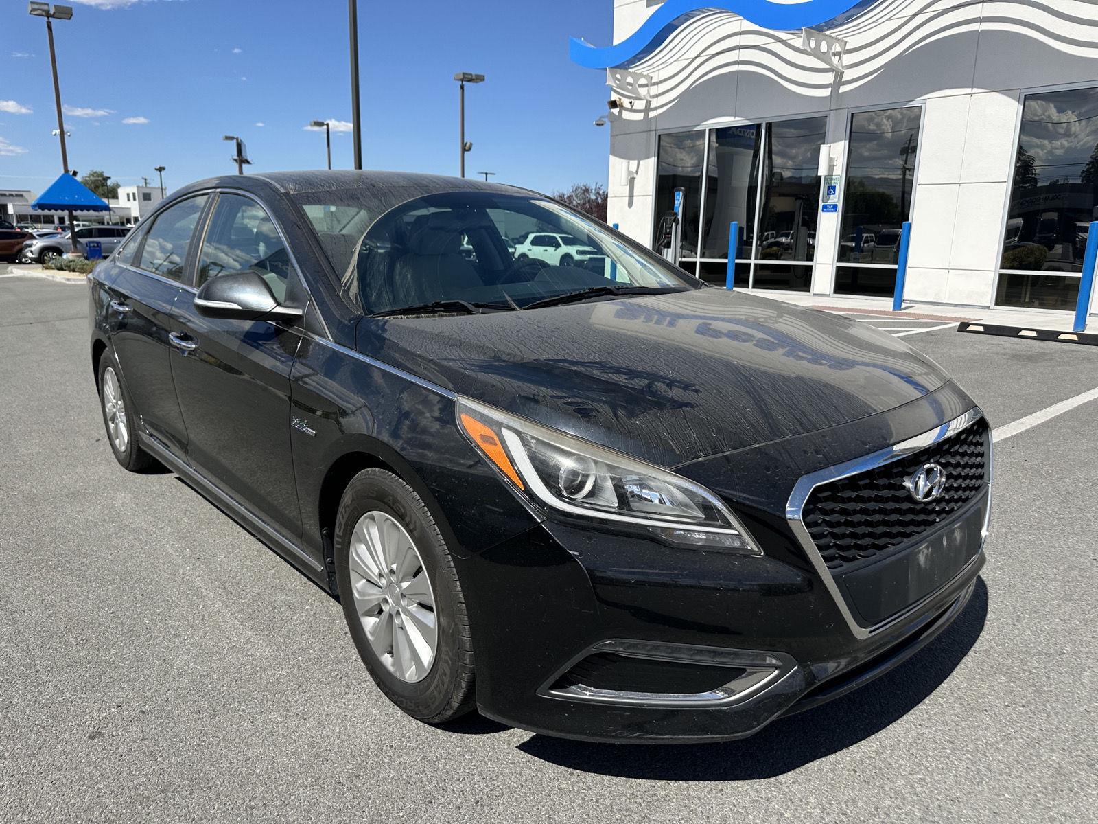 2016 Hyundai Sonata -'s photo