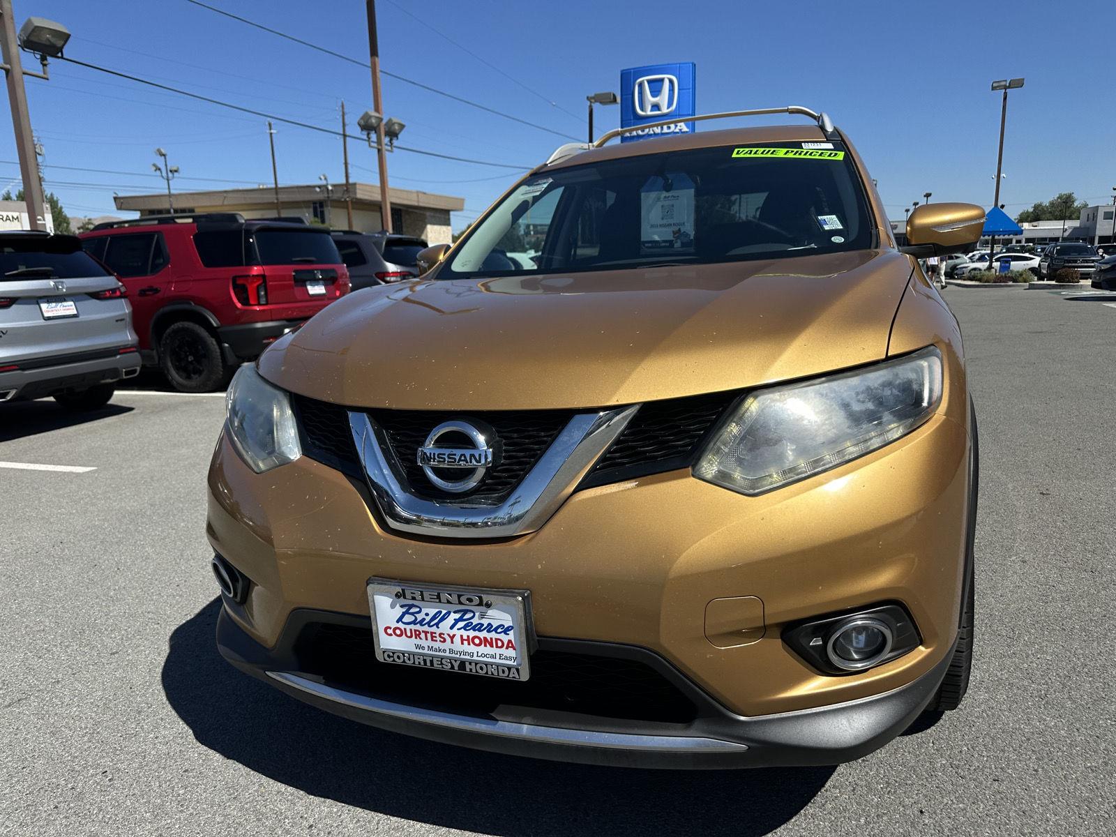 Used 2015 Nissan Rogue SL with VIN 5N1AT2MT6FC778527 for sale in Reno, NV