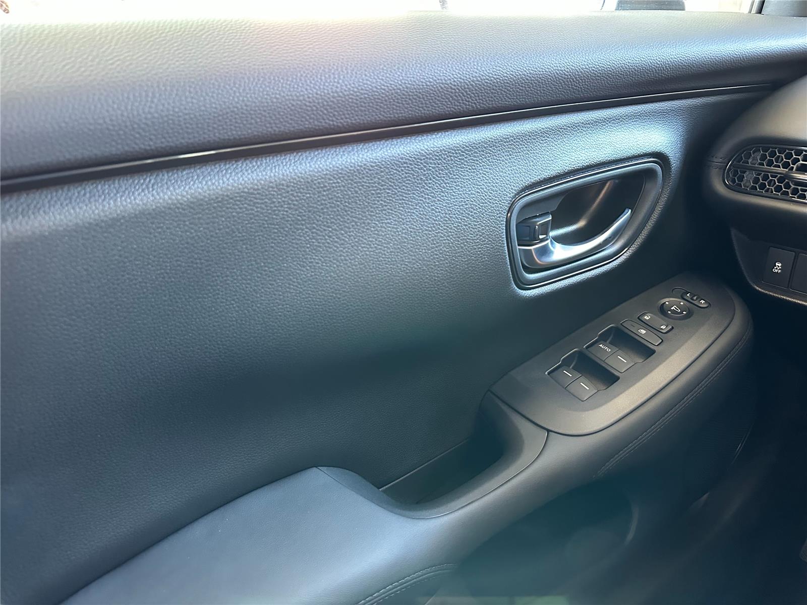 2026 Honda HR-V LX - Photo 14