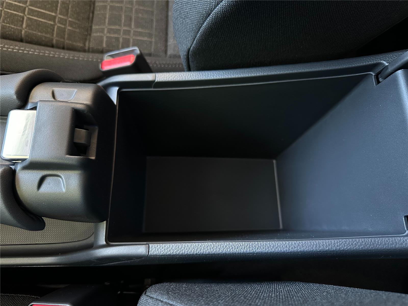 2026 Honda HR-V LX - Photo 28