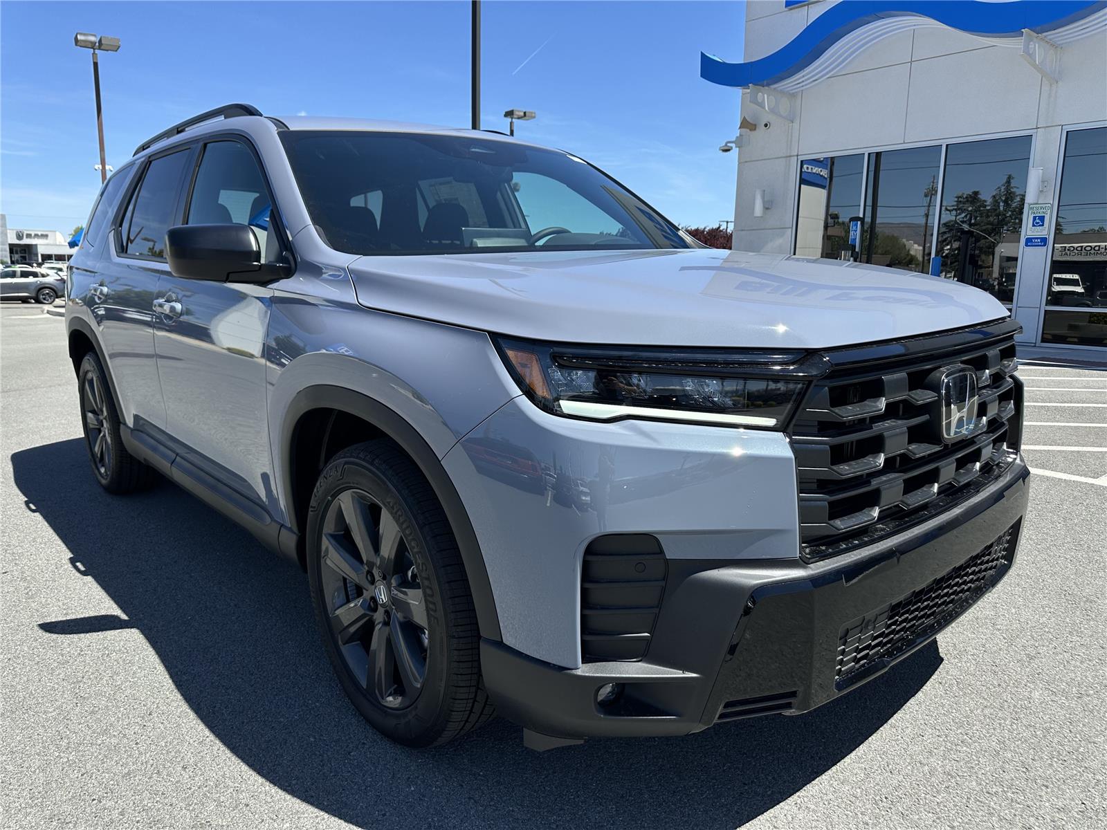 2026 Honda Pilot Sport AWD's photo