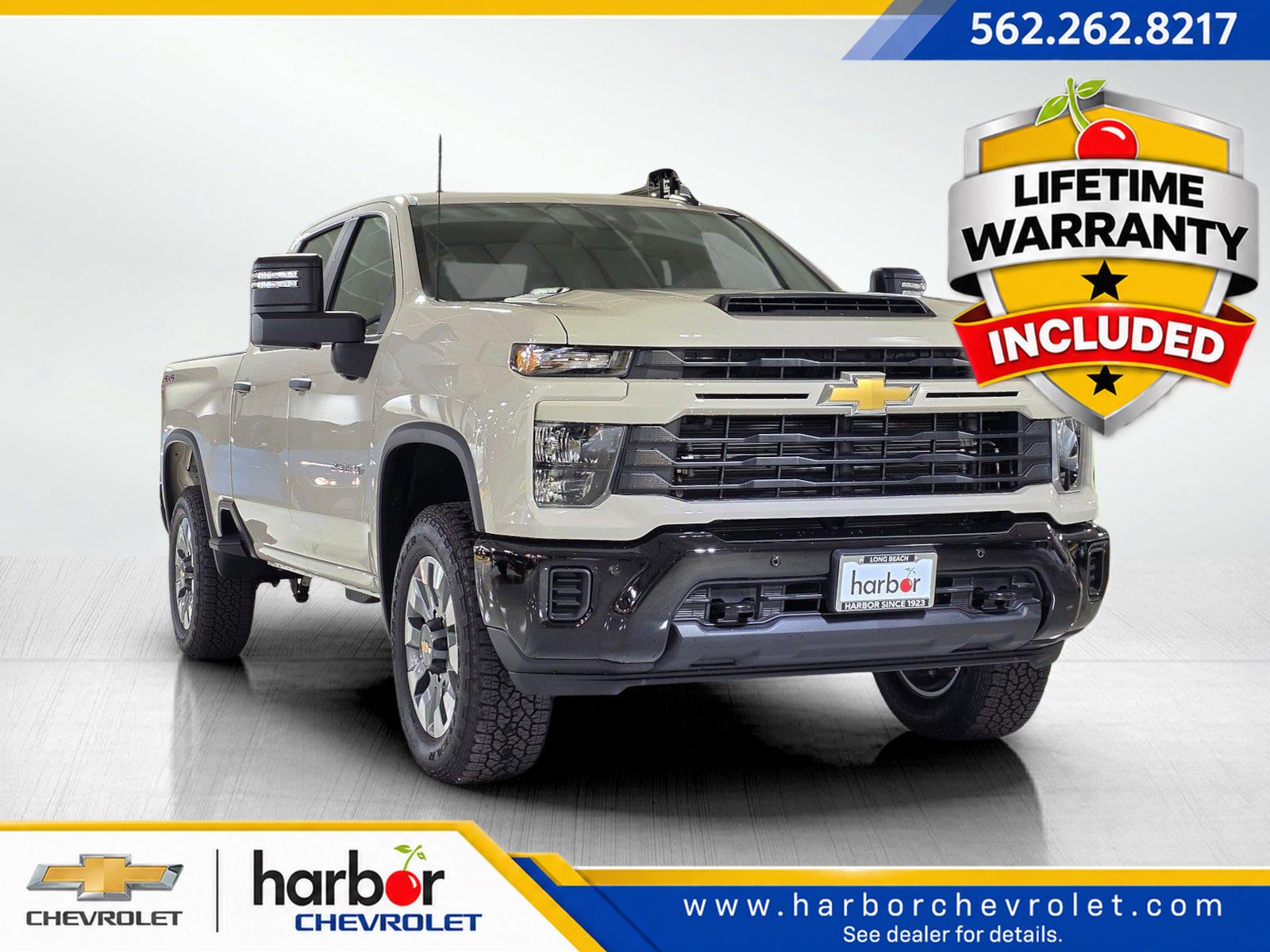 White Sands 2026 Chevrolet Silverado 2500HD Pickup Truck Four-Wheel Drive Automatic