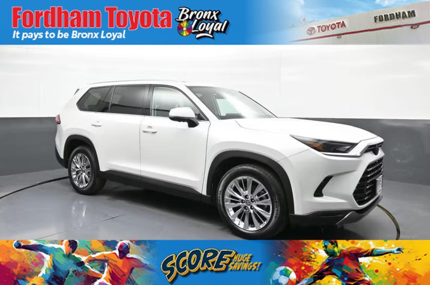White (Wind Chill Pearl) 2024 Toyota Grand Highlander Platinum AWD SUV / Crossover All-Wheel Drive Automatic