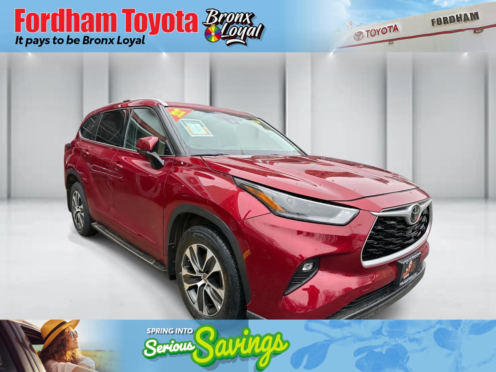 Red (Ruby Flare Pearl) 2022 Toyota Highlander XLE AWD SUV / Crossover All-Wheel Drive Automatic