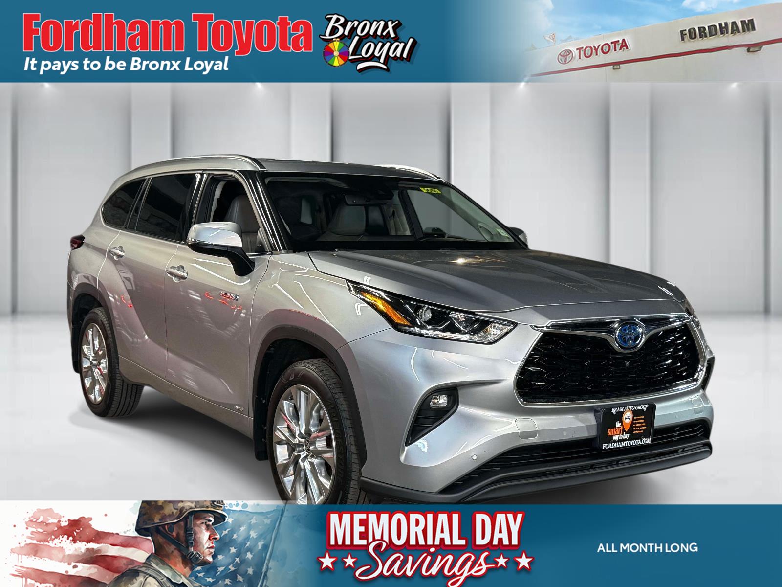 Celestial Silver Metallic 2021 Toyota Highlander Hybrid Limited AWD SUV / Crossover All-Wheel Drive Continuously Variable Transmission