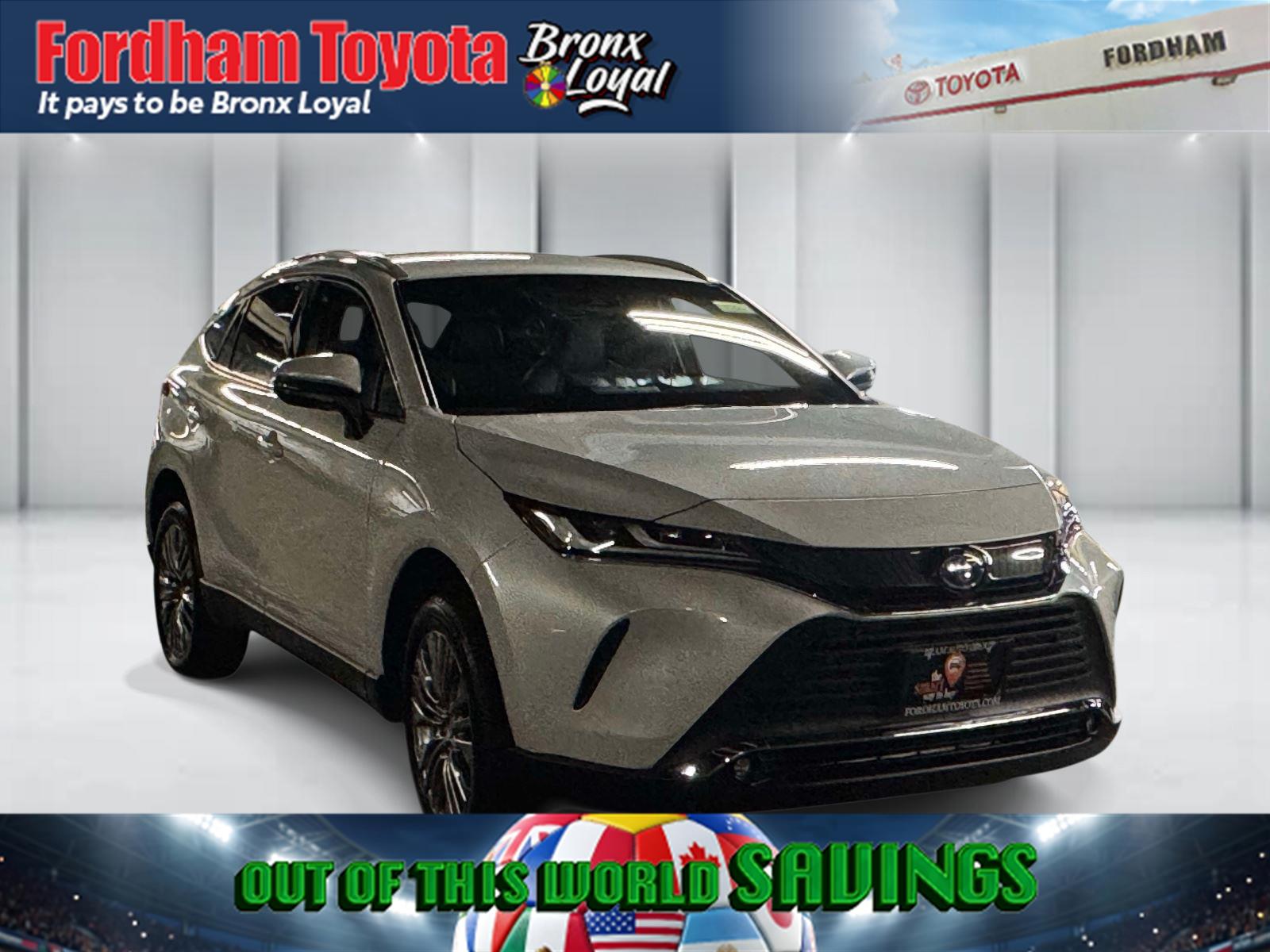 White (Wind Chill Pearl) 2023 Toyota Venza SUV / Crossover All-Wheel Drive Continuously Variable Transmission