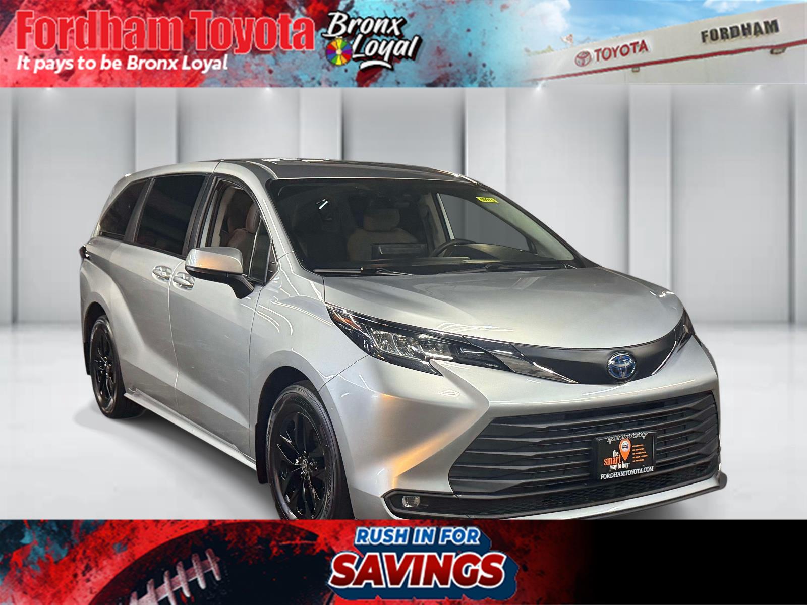 Celestial Silver Metallic 2021 Toyota Sienna Minivan Front-Wheel Drive Continuously Variable Transmission