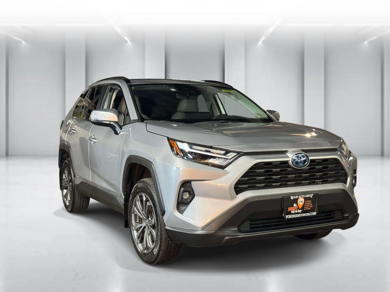  2024 Toyota RAV4 Hybrid XLE Premium AWD   