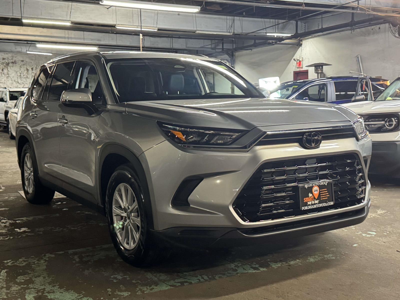 2025 Toyota Grand Highlander XLE FWD