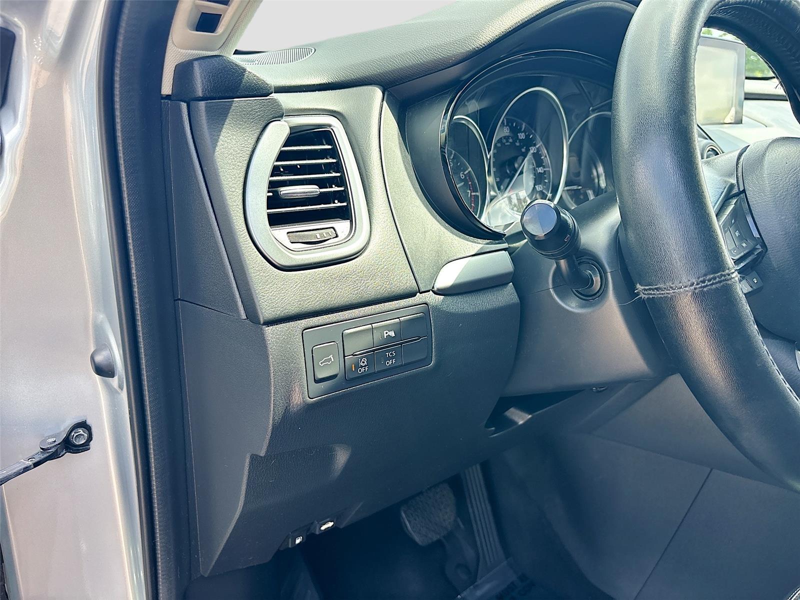 2019 Mazda CX-9 Touring photo 10
