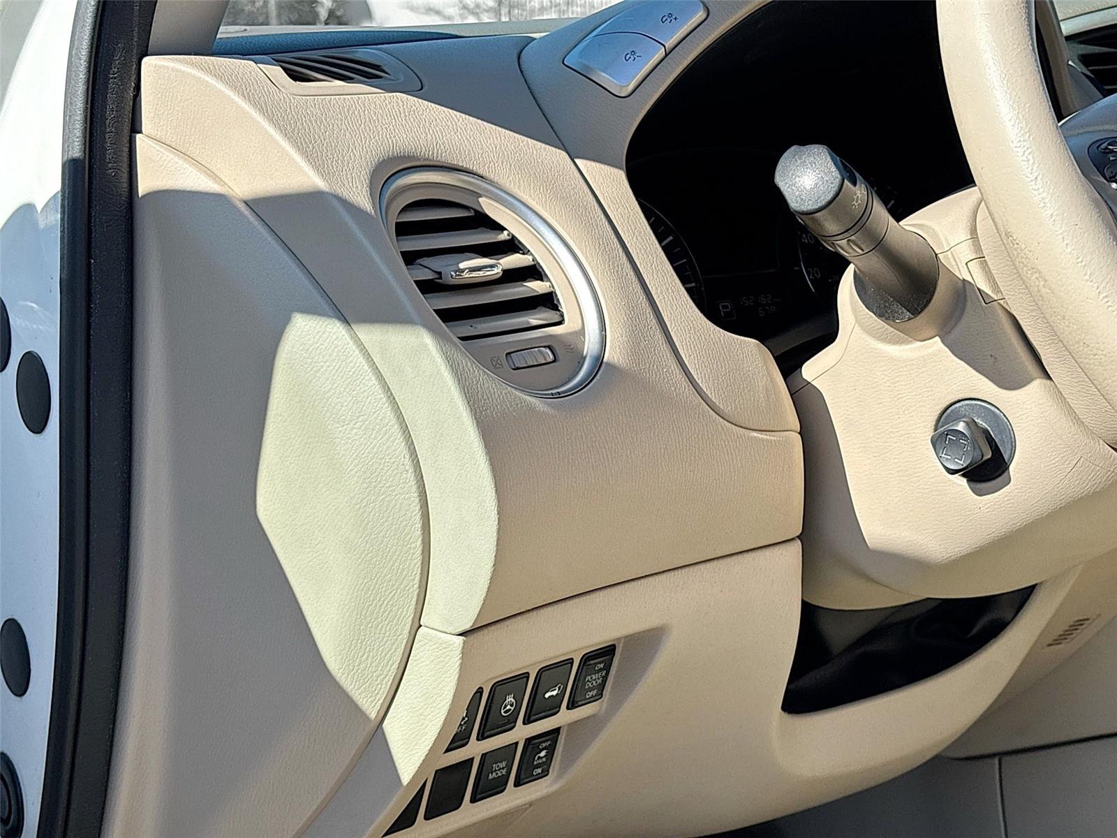 2014 Nissan Pathfinder Platinum