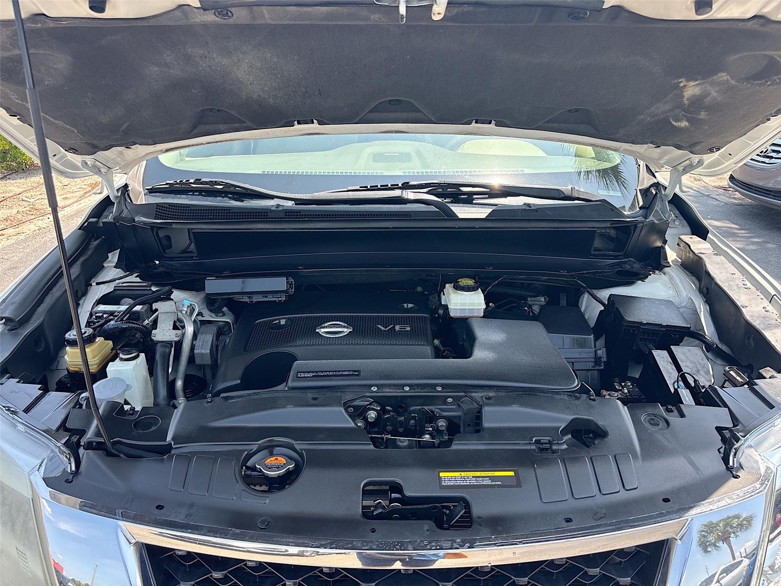 2014 Nissan Pathfinder Platinum