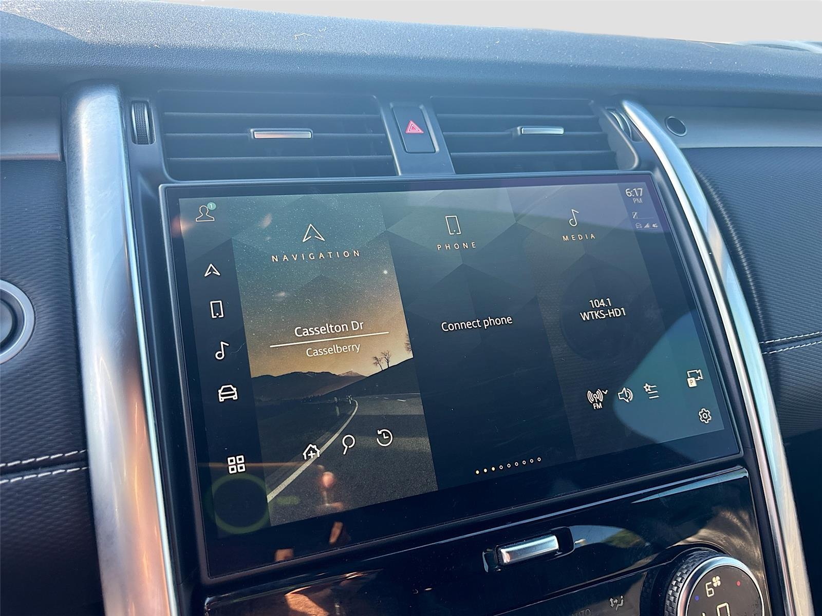 2023 Land Rover Discovery S R-Dynamic