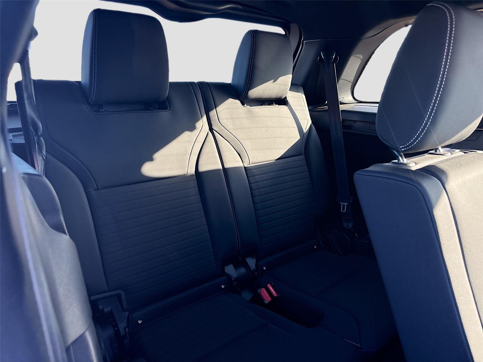2023 Land Rover Discovery S R-Dynamic