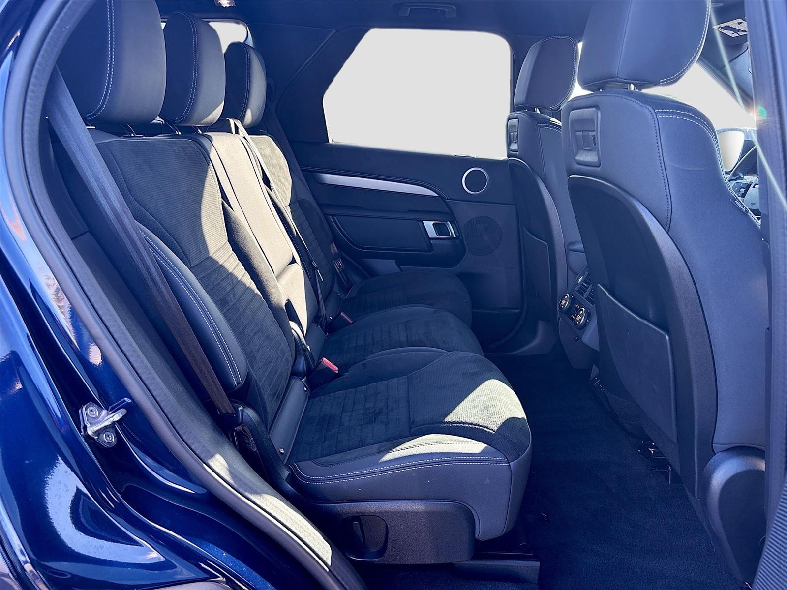 2023 Land Rover Discovery S R-Dynamic