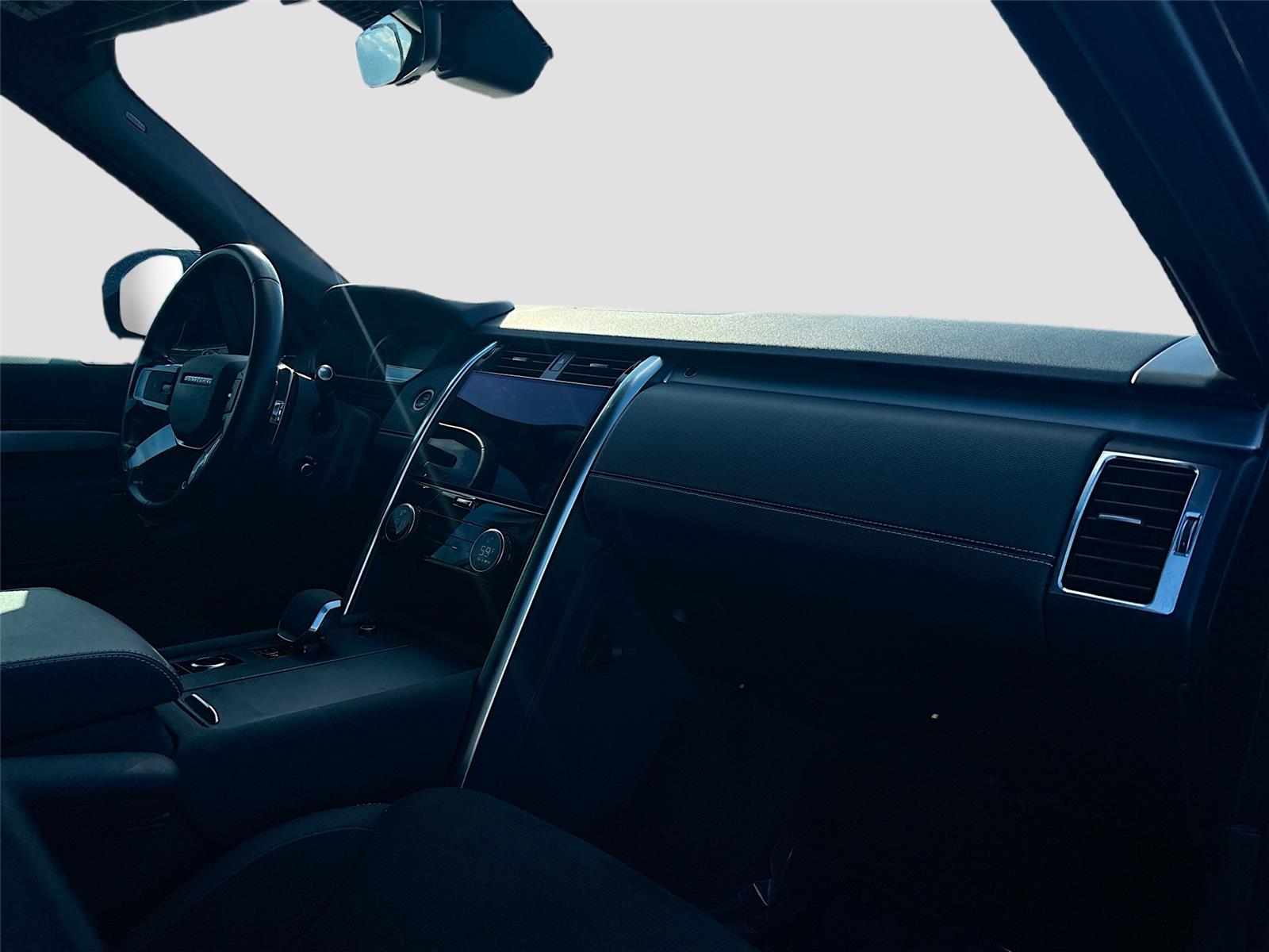 2023 Land Rover Discovery S R-Dynamic