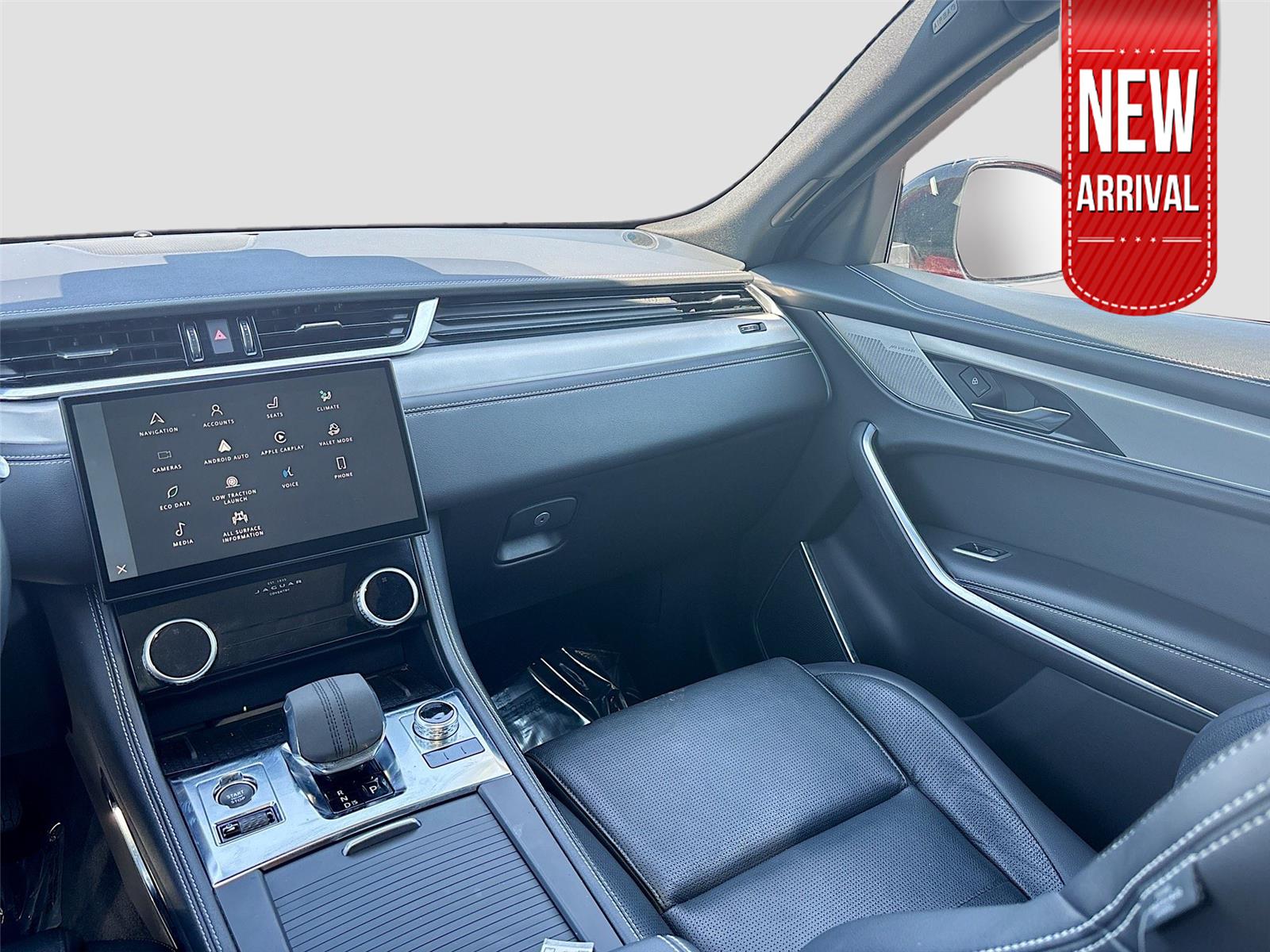 2024 Jaguar F-PACE P250 R-Dynamic S photo 22