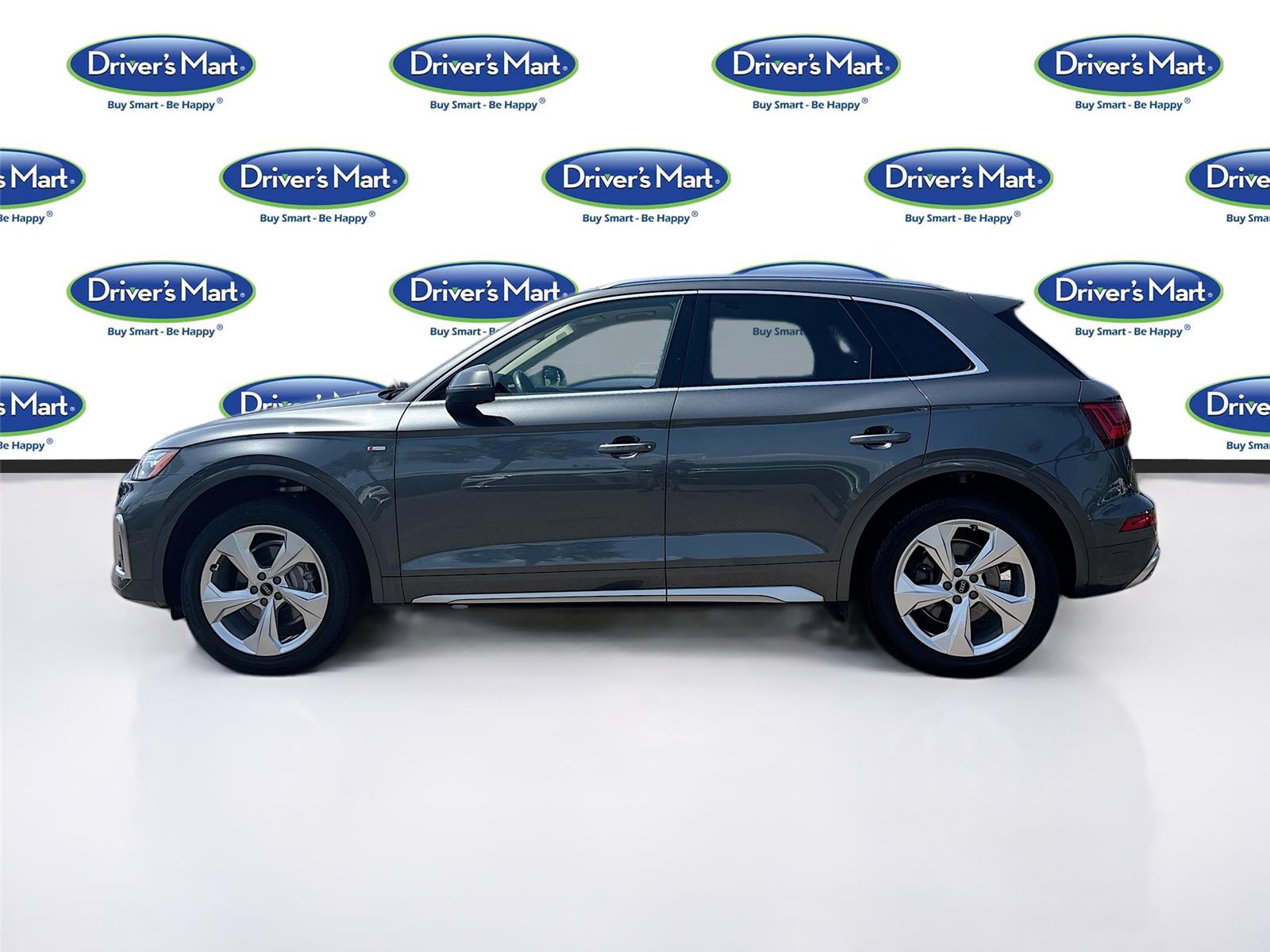 2022 Audi Q5 S line Premium Plus