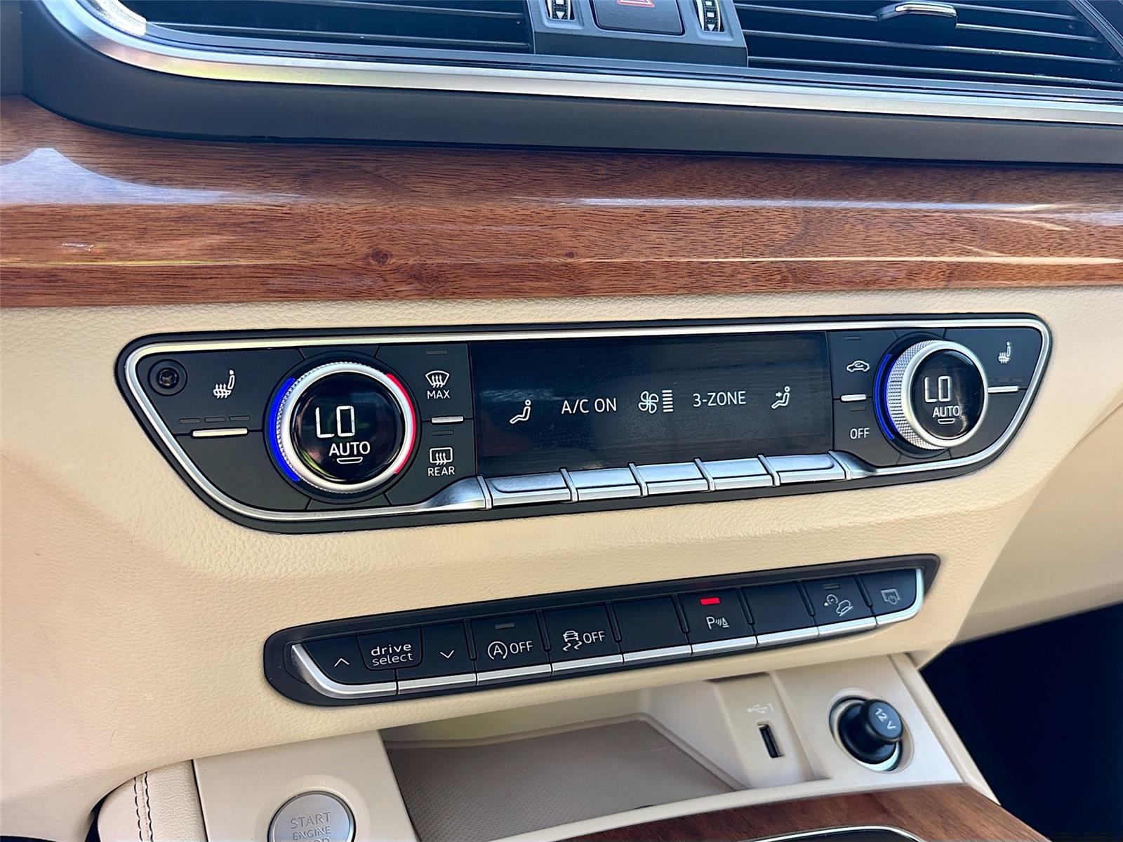 2022 Audi Q5 S line Premium Plus