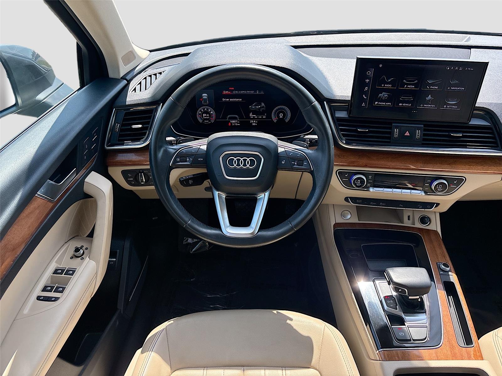 2022 Audi Q5 S line Premium Plus