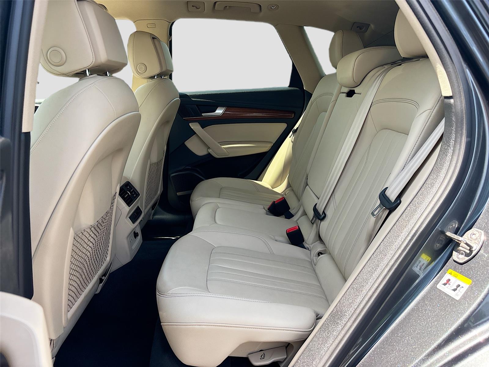 2022 Audi Q5 S line Premium Plus