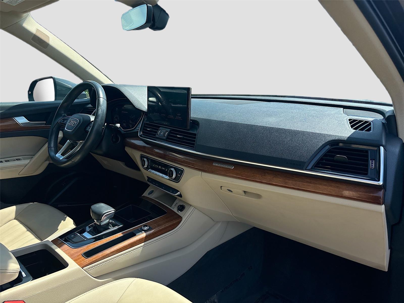 2022 Audi Q5 S line Premium Plus