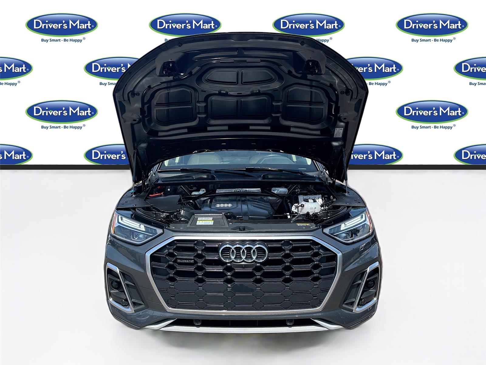 2022 Audi Q5 S line Premium Plus