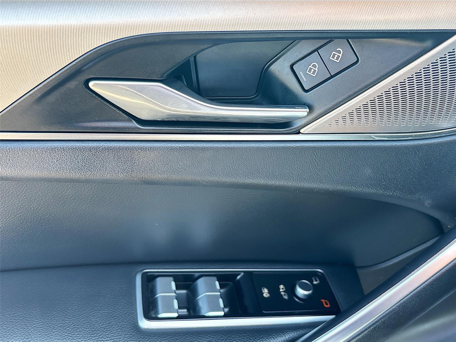 2024 Jaguar F-PACE R-Dynamic S