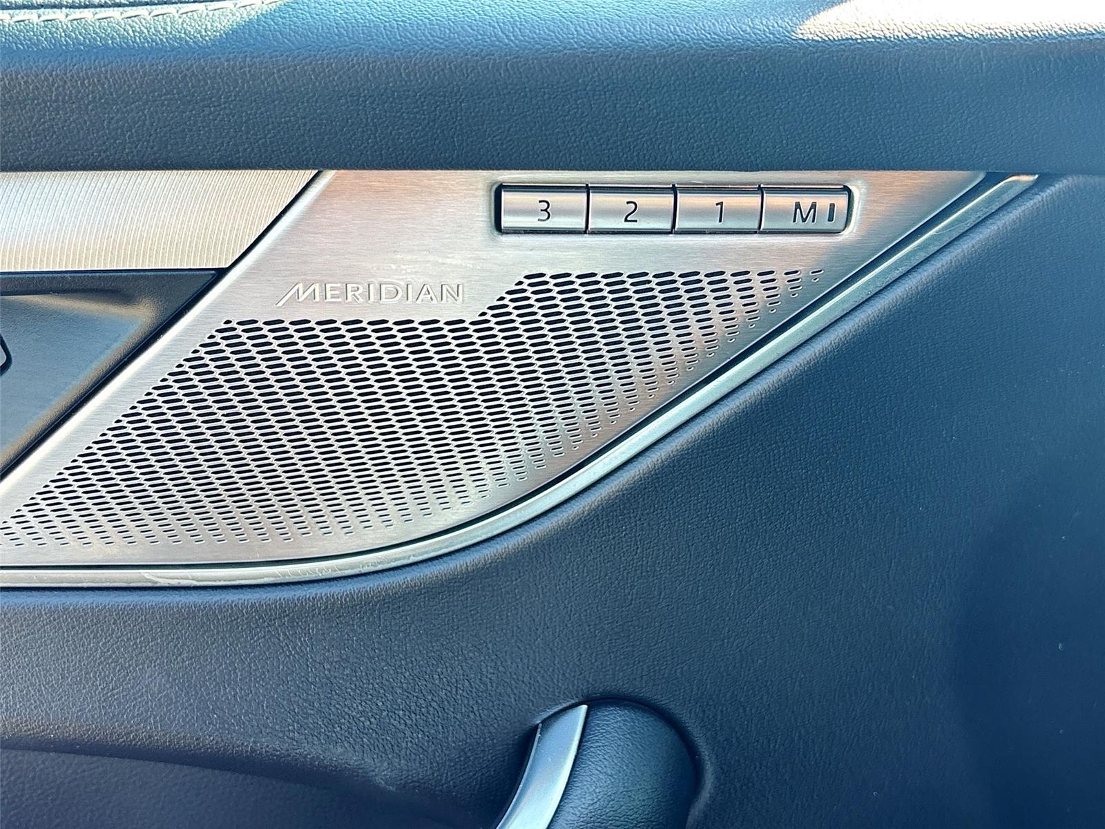 2024 Jaguar F-PACE R-Dynamic S