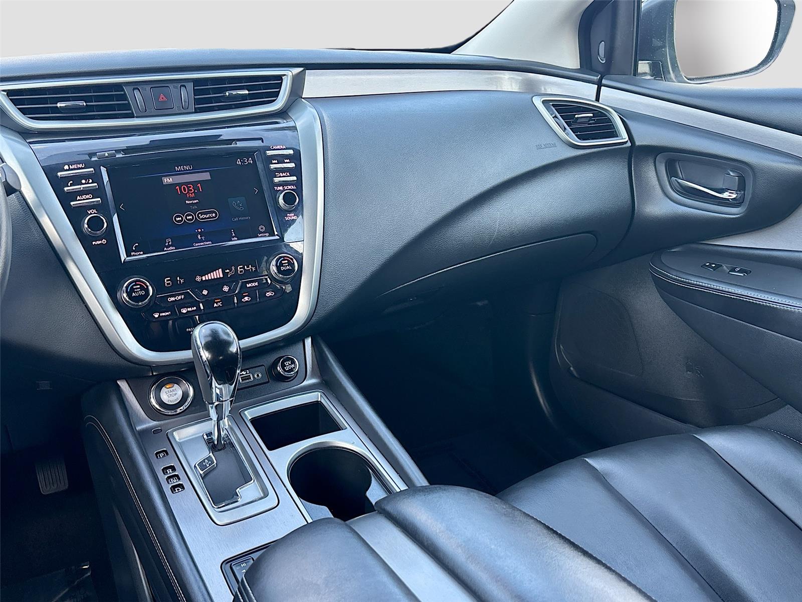 2023 Nissan Murano SV
