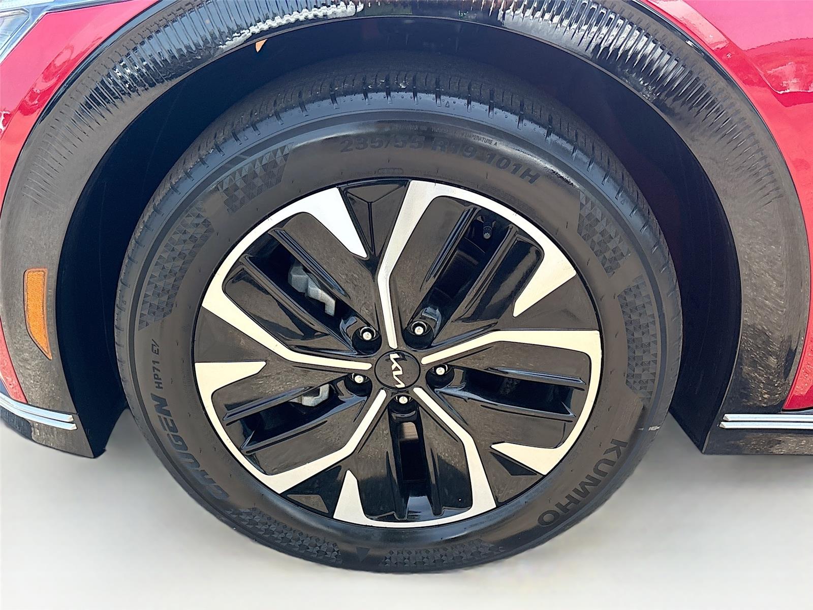 2022 Kia EV6 Wind