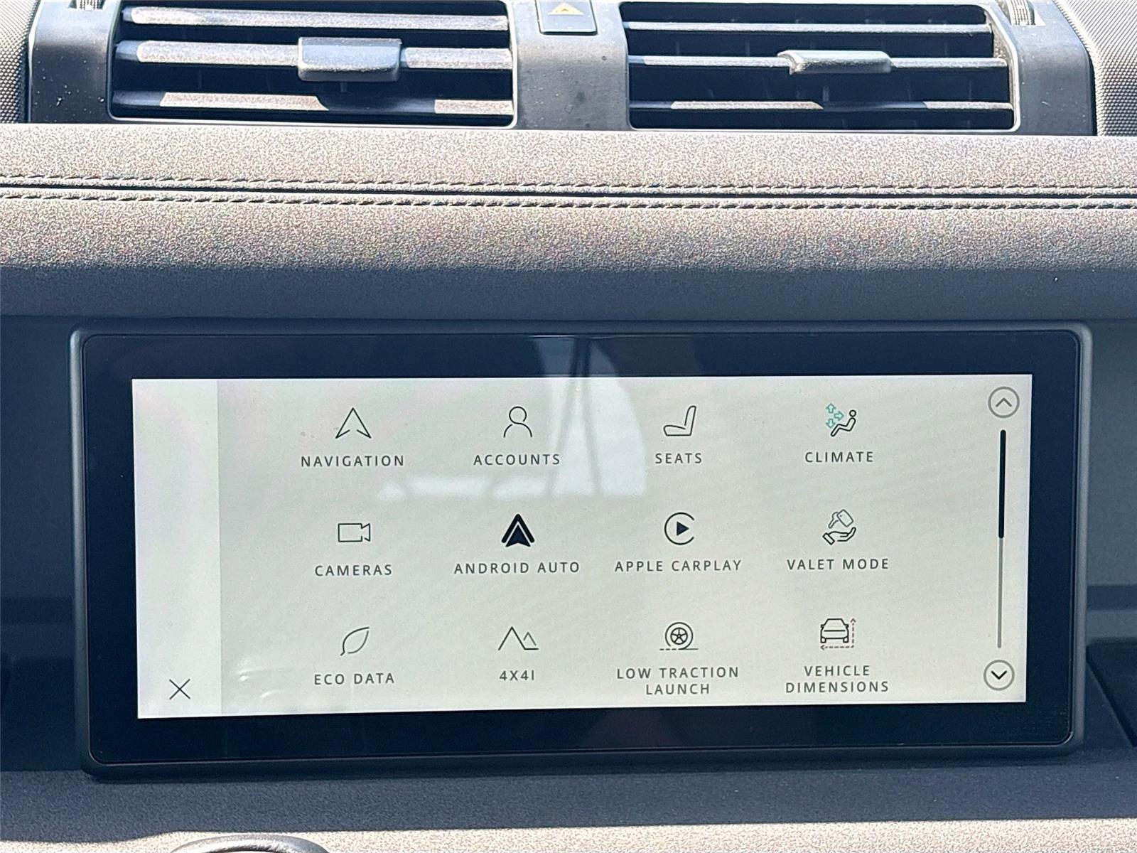 2022 Land Rover Defender X-Dynamic S