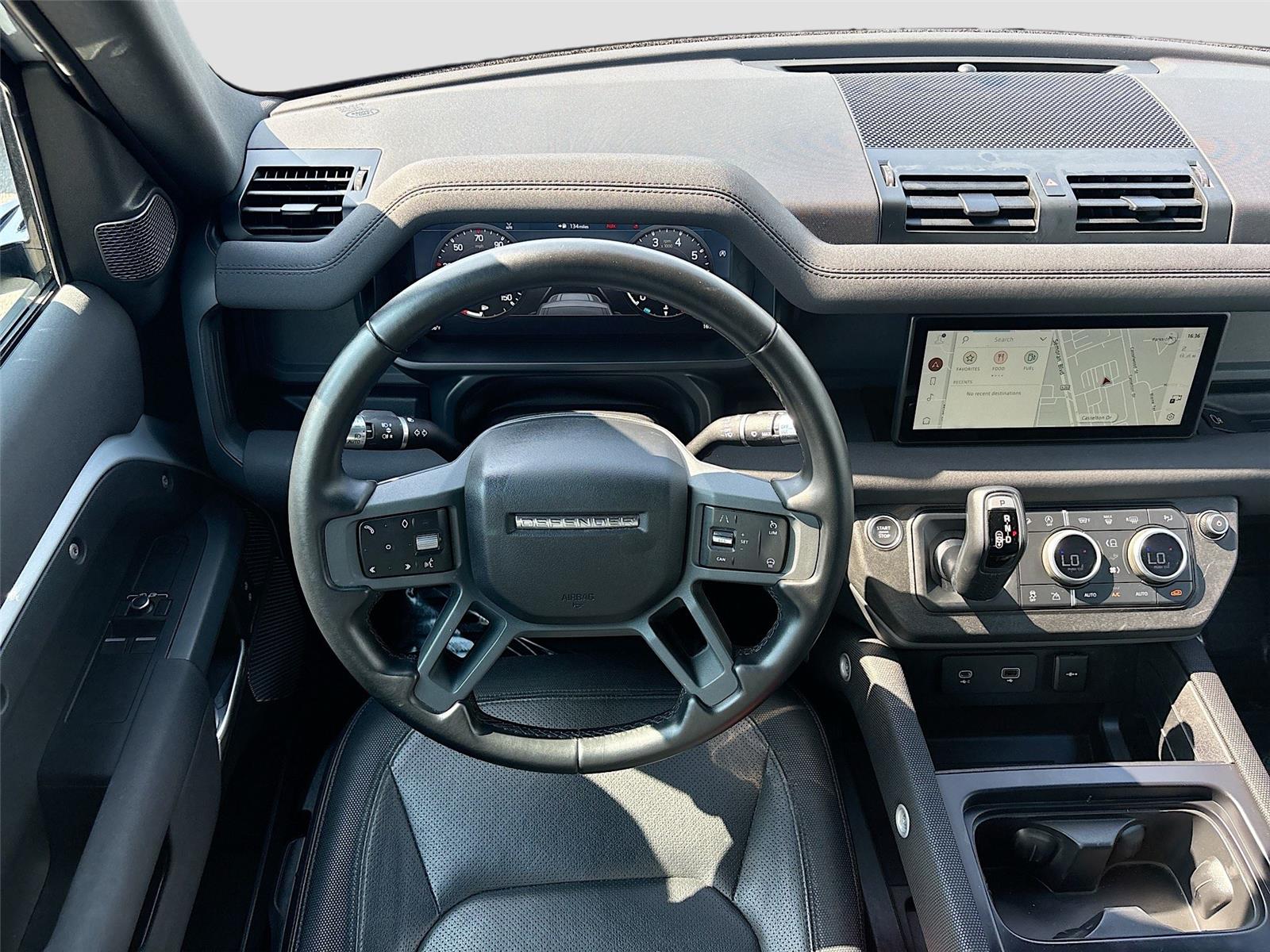 2022 Land Rover Defender X-Dynamic S